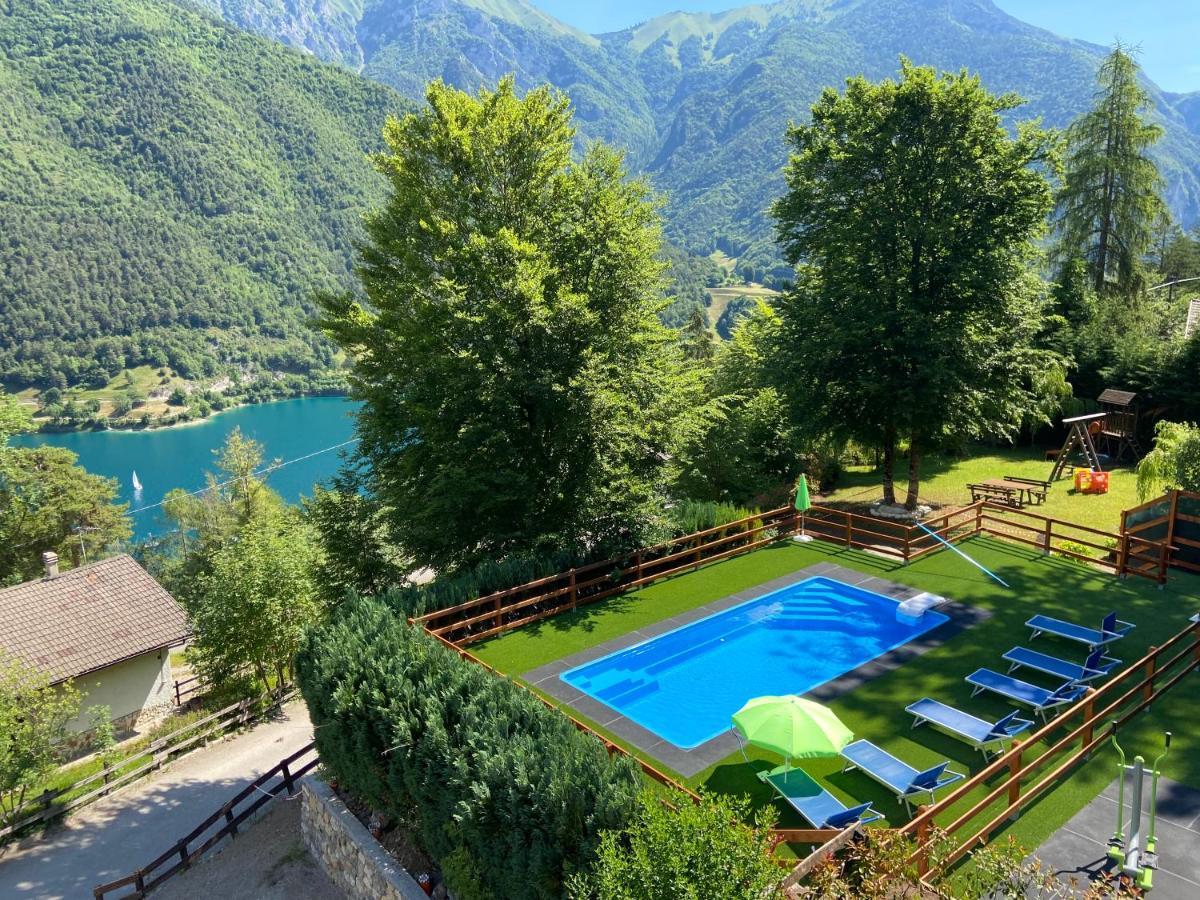 פייבה די לדרו Le Terrazze Sul Lago - Ledro House מראה חיצוני תמונה